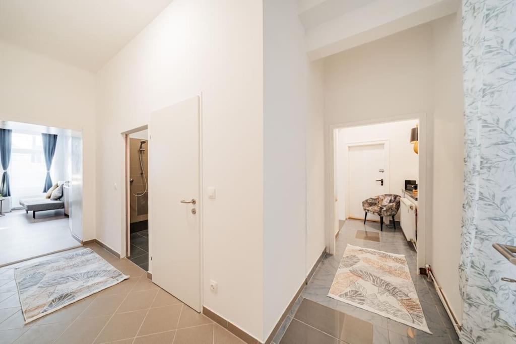 3 Bedrooms - 75Sqm - 15 Min. City Center Wina Bagian luar foto